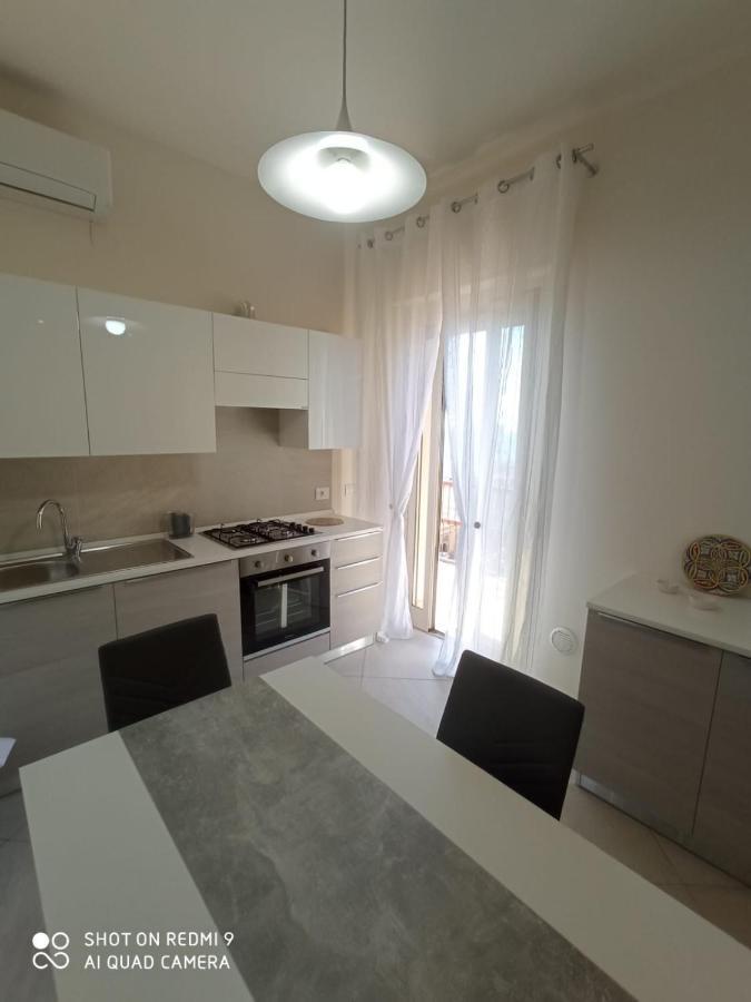 Royal View Apartment تْشيفالو المظهر الخارجي الصورة