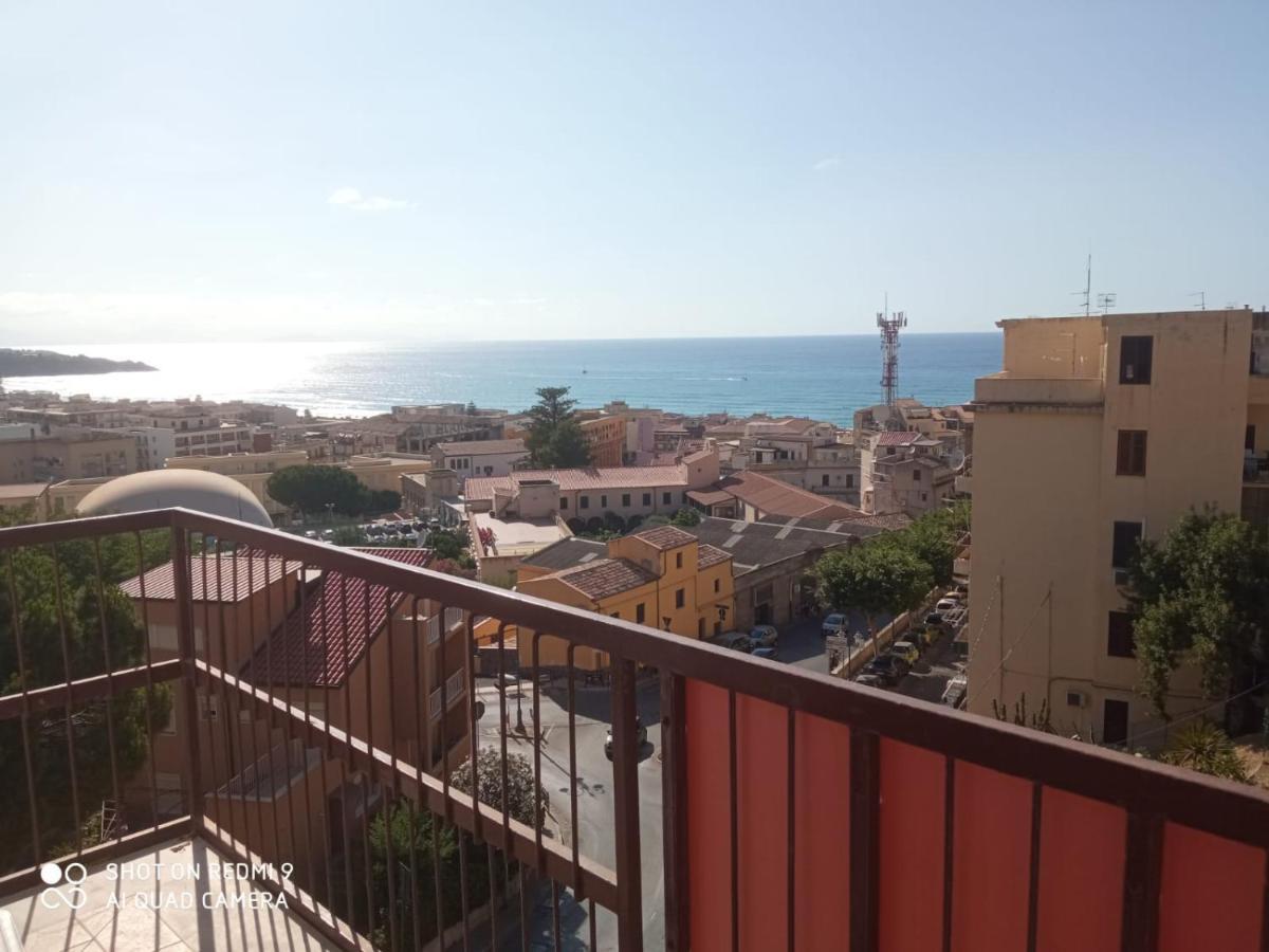 Royal View Apartment تْشيفالو المظهر الخارجي الصورة